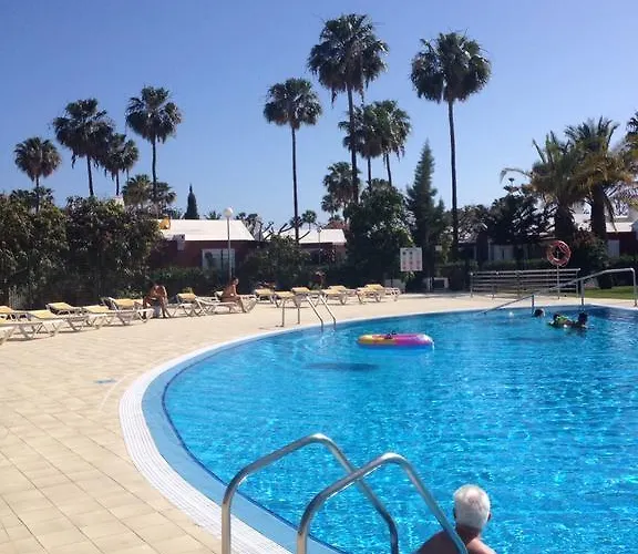 Los Tunos Campo Internacional Hébergement de vacances *